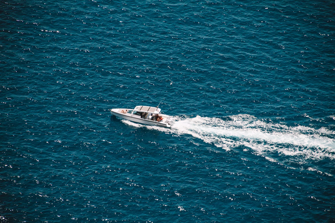 US Admiral Approved Lethal Follow-Up Strike on Alleged Venezuela Drug Boat