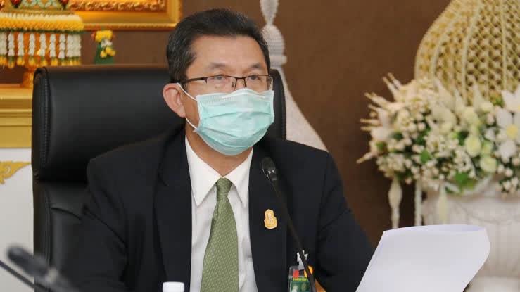 Govt rushes to allocate face masks to medical personnel
