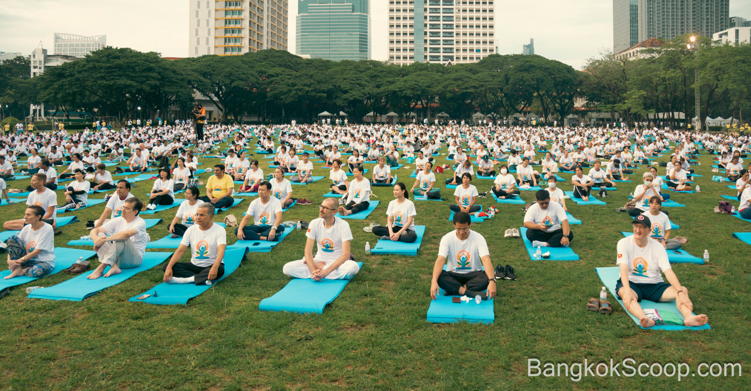 Massive Turnout of 5000+ Yoga Lovers at The Embassy of India’s Event, Bangkok!